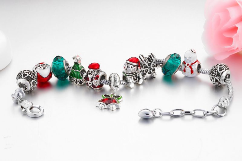 Fashion Christmas Tree Bell Alloy Enamel Women's Bracelet - Image 2