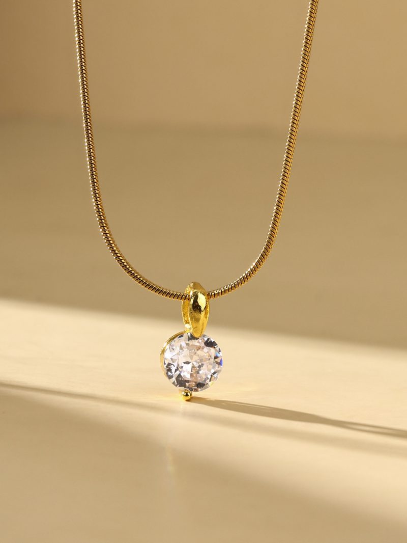 Elegant Glam Luxurious Solid Color Stainless Steel Zircon 18K Gold Plated Plating Inlay Pendant Necklace